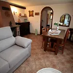 Apartamentos. Turis. Castiello