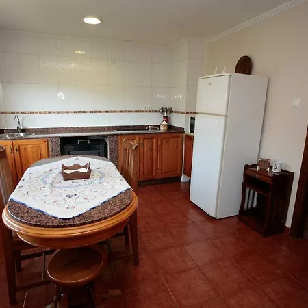 Apartamentos. Turis. Castiello