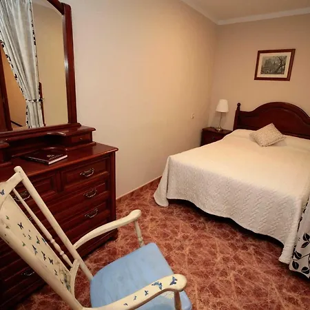 Apartamentos. Turis. Castiello * Piloña