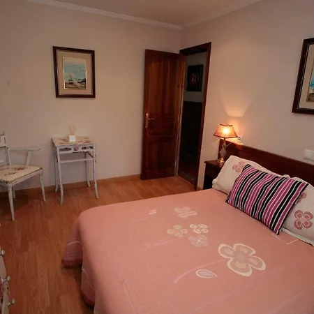 Apartmán Apartamentos. Turis. Castiello