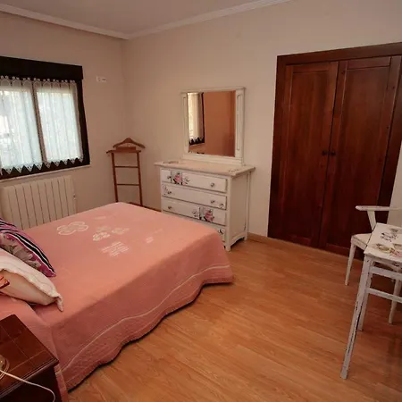 Apartamentos. Turis. Castiello