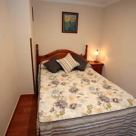 Apartamentos. Turis. Castiello Apartment