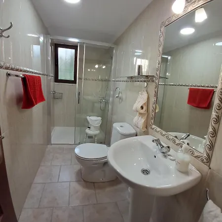 Apartamentos. Turis. Castiello *